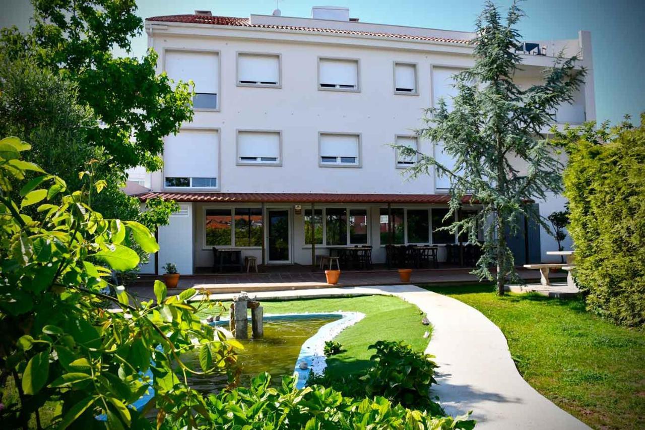 Pincheiro Apartamentos Turisticos Побра до Караминял Екстериор снимка